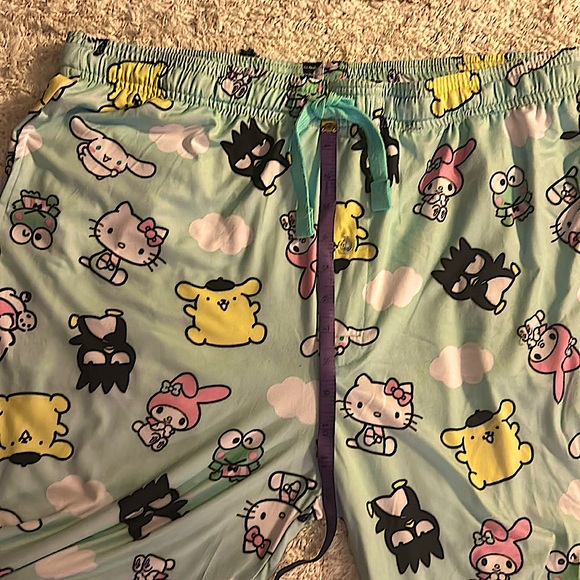 Hello Kitty sleep pants . Pockets on either side tie at the front. Adorable - Picture 2 of 6